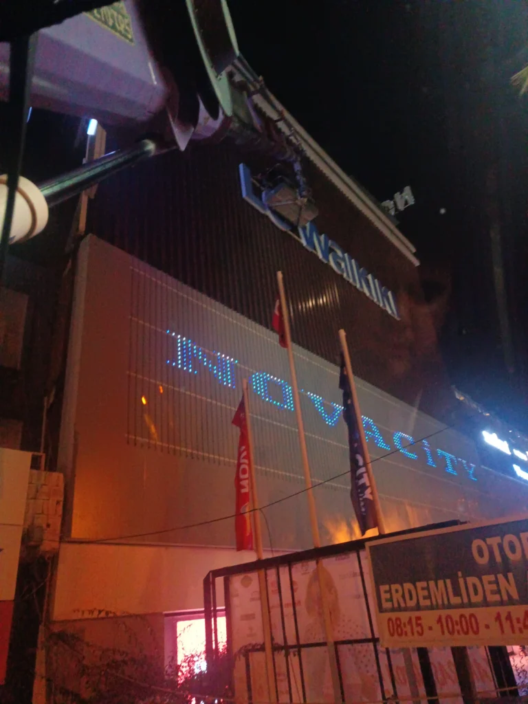 WhatsApp Image 2025-01-19 at 16.05.34