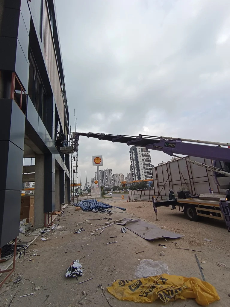 WhatsApp Image 2025-01-19 at 16.05.43