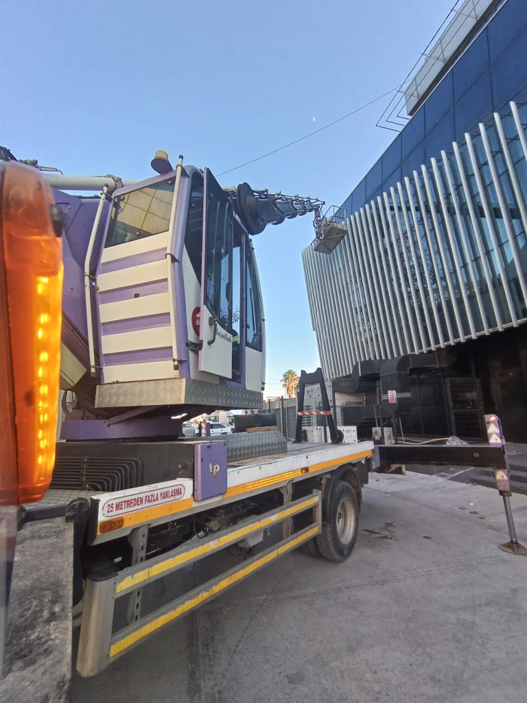 WhatsApp Image 2025-01-19 at 16.06.20 (1)